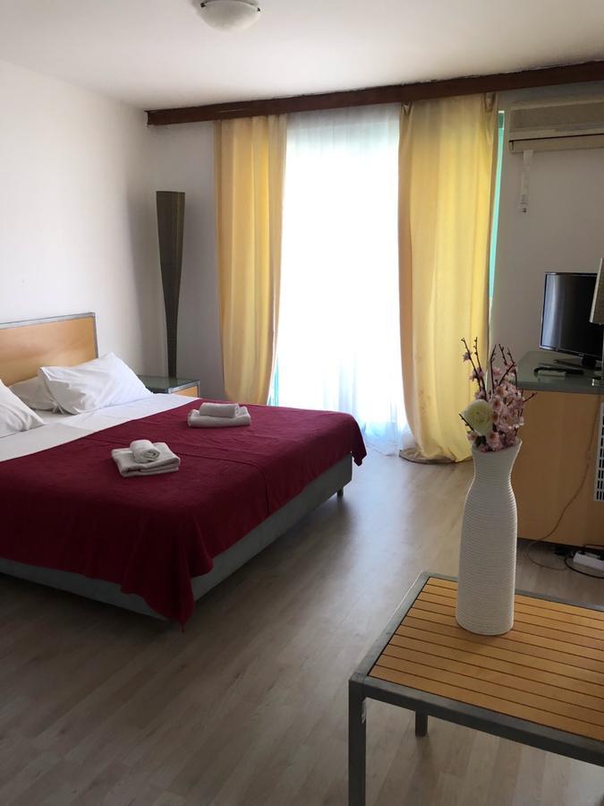 Hotel Bip Budva Extérieur photo