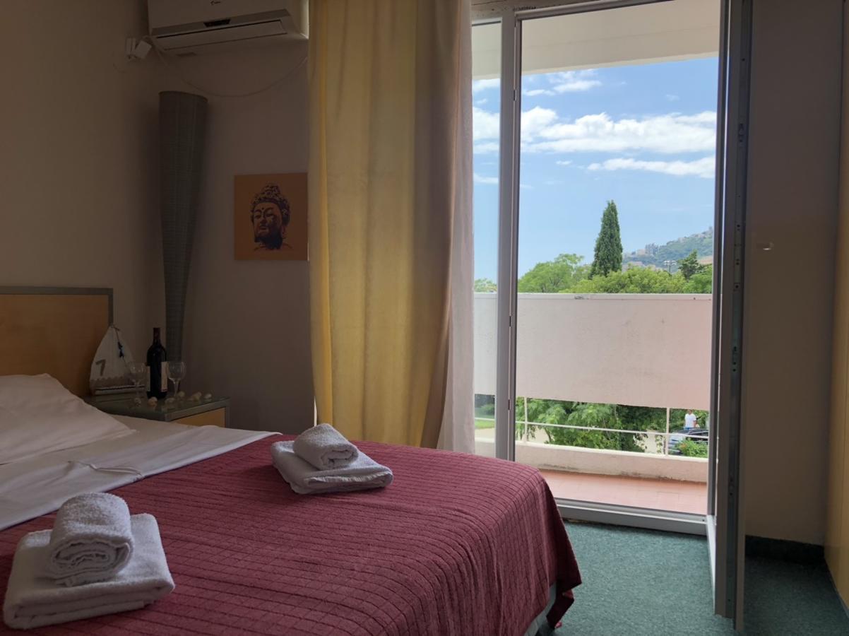 Hotel Bip Budva Extérieur photo